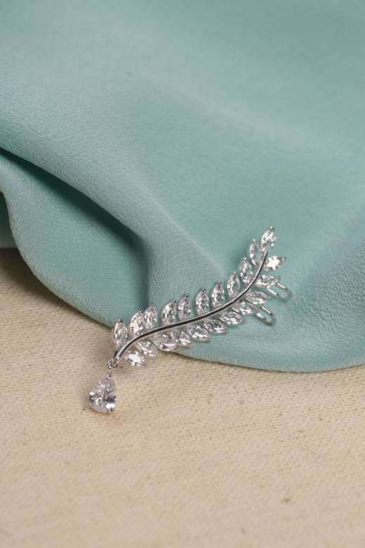 SABRINA SALIMBENI Серьга-кафф с кристаллами Сваровски "Лепестки"