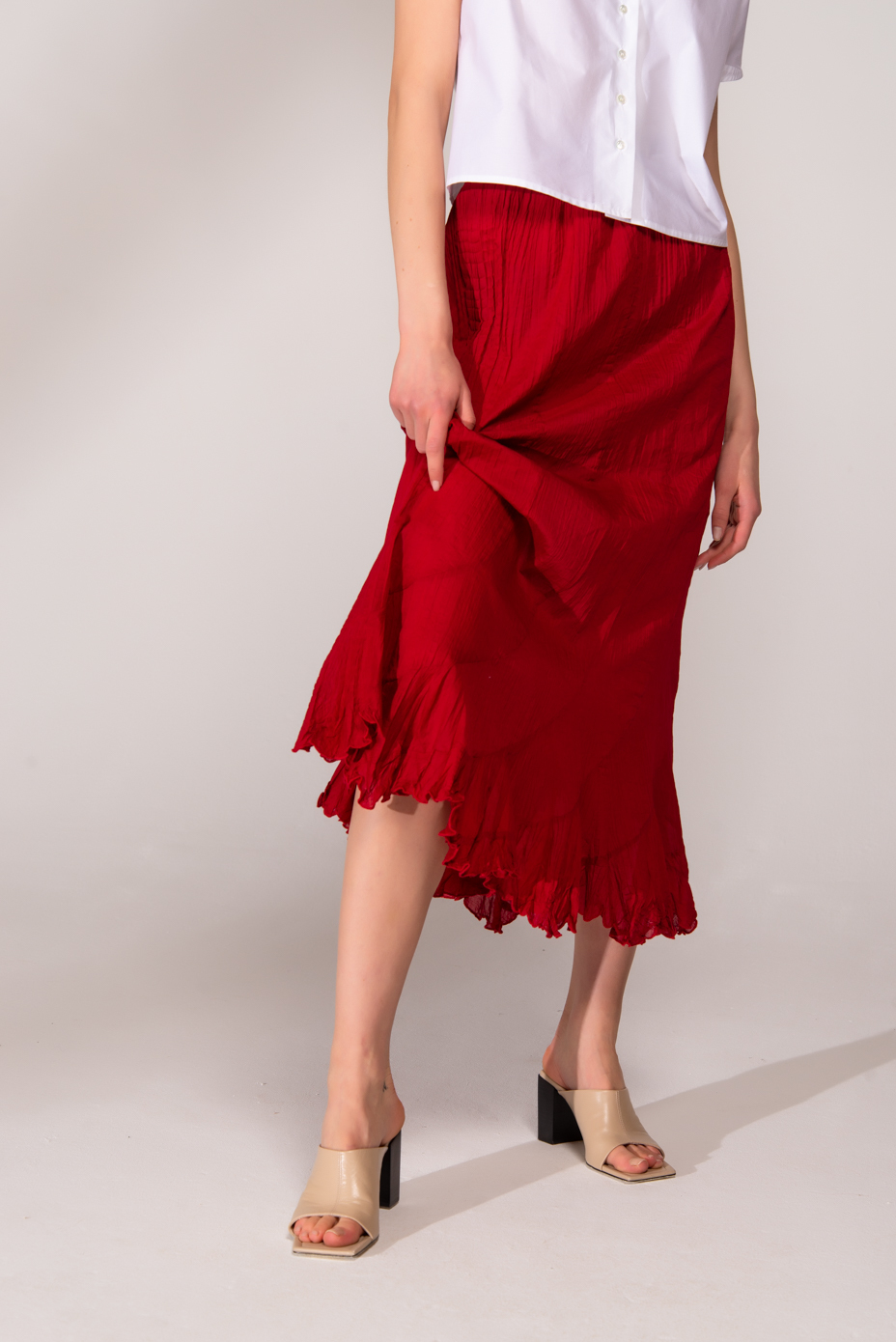 MES DEMOISELLES PARIS Юбка длины миди из жатого органического хлопка в оттенке rouge. LAST SIZE: 38 (FR)