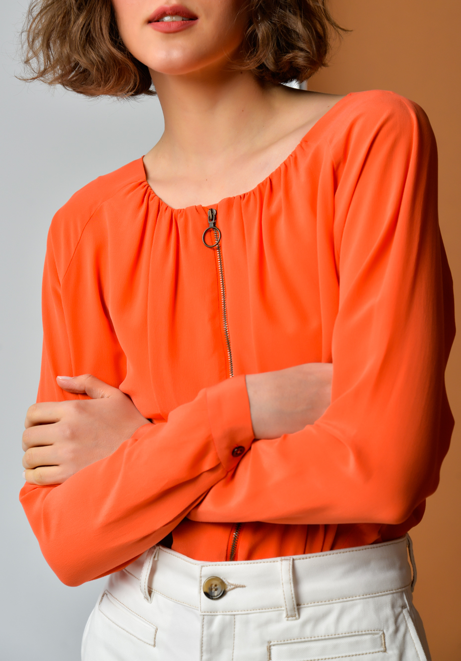 ROBERTO COLLINA Бомбер из мокрого шёлка в оттенке коралл