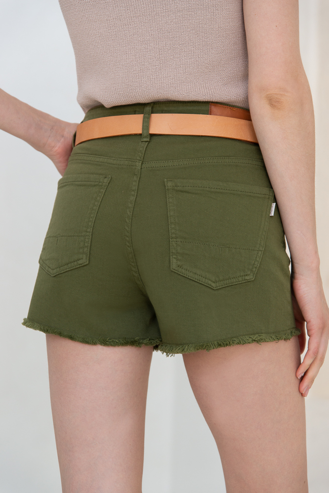 TRUE NYC Шорты с высокой посадкой из мягкого шелковистого денима в цвете свежей зелени