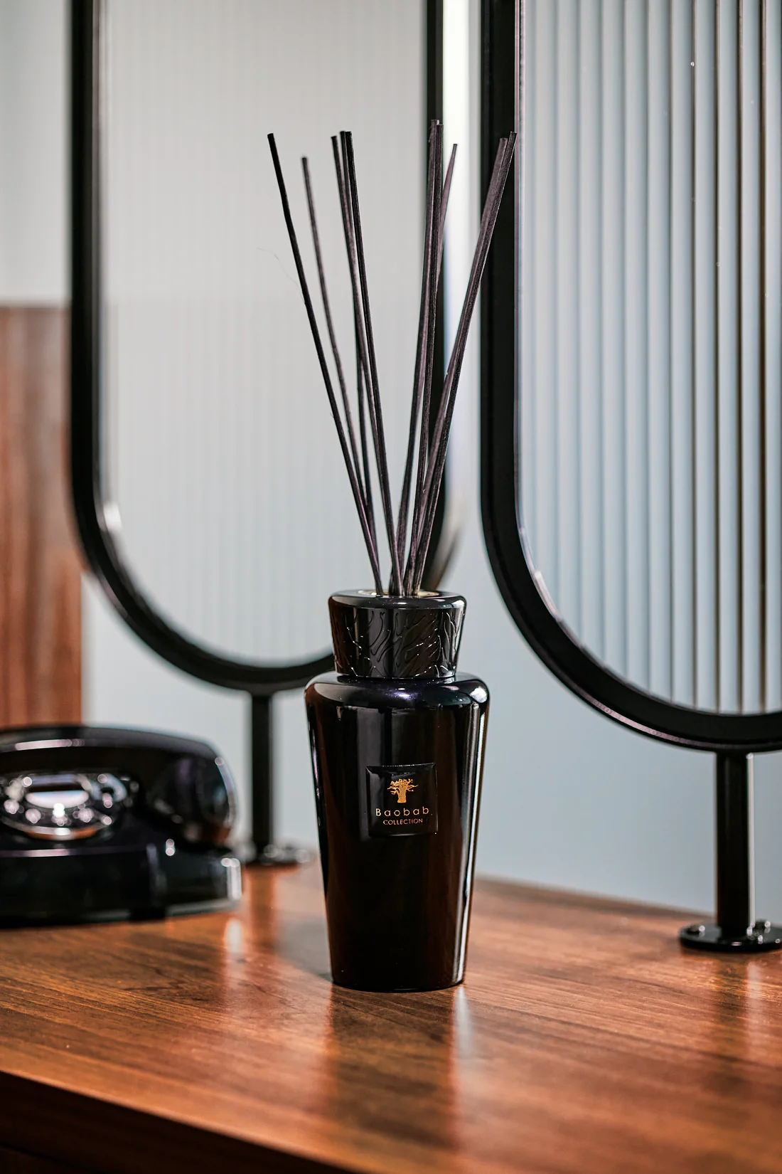 BAOBAB Диффузор Encre de Chine из коллекции Les Prestigieuses: ветивер, жасмин, сандаловое дерево