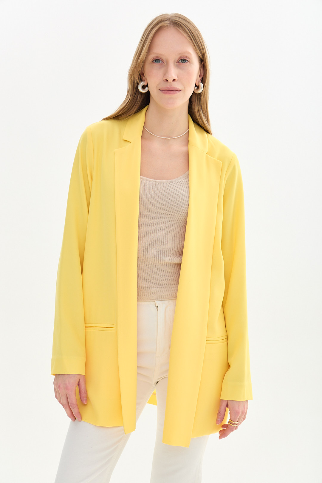 OTTOD'AME Жакет-смокинг из струящейся вискозы в оттенке мимозы