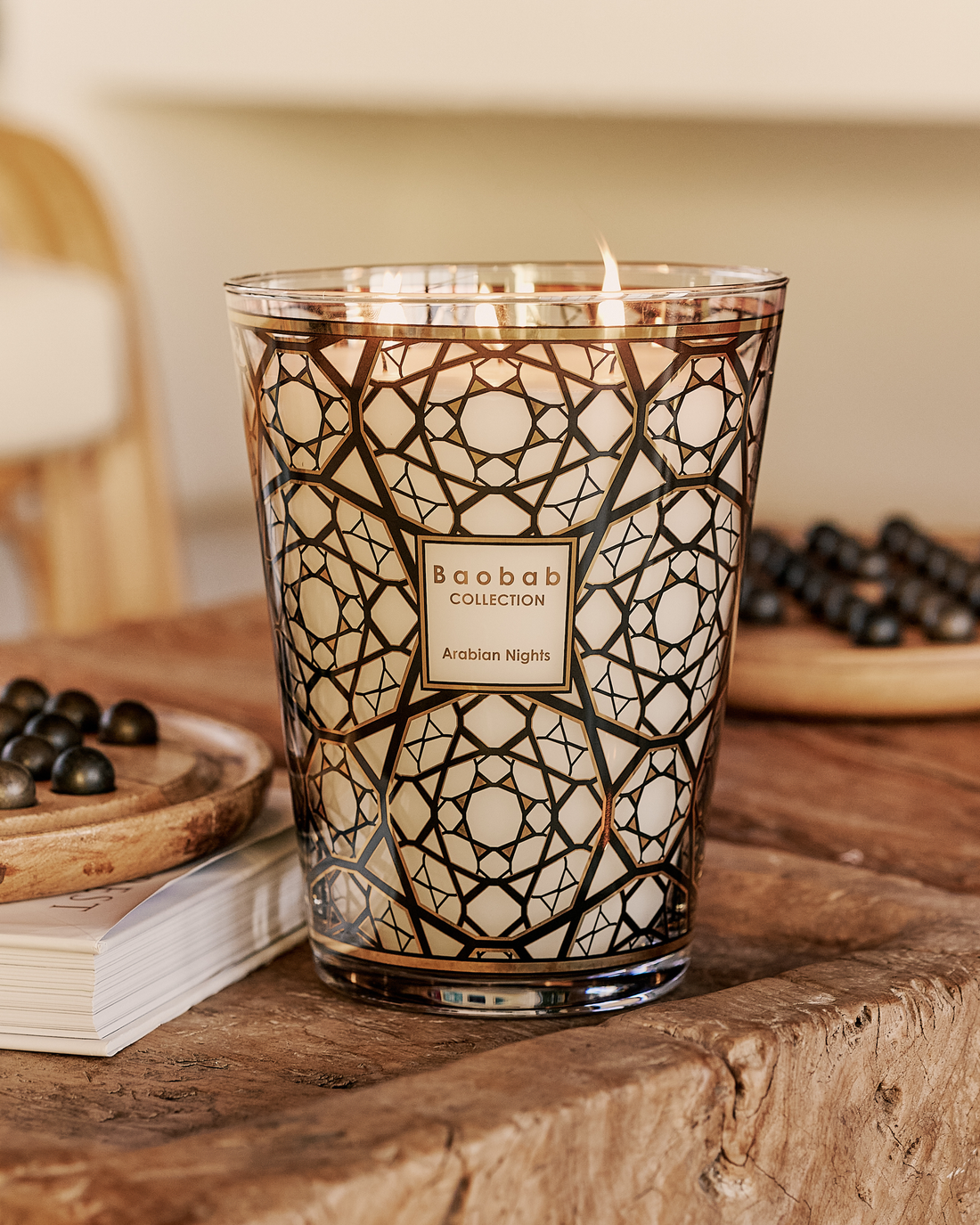 BAOBAB Свеча ароматическая Arabian Nights: шафран, уд, благовония
