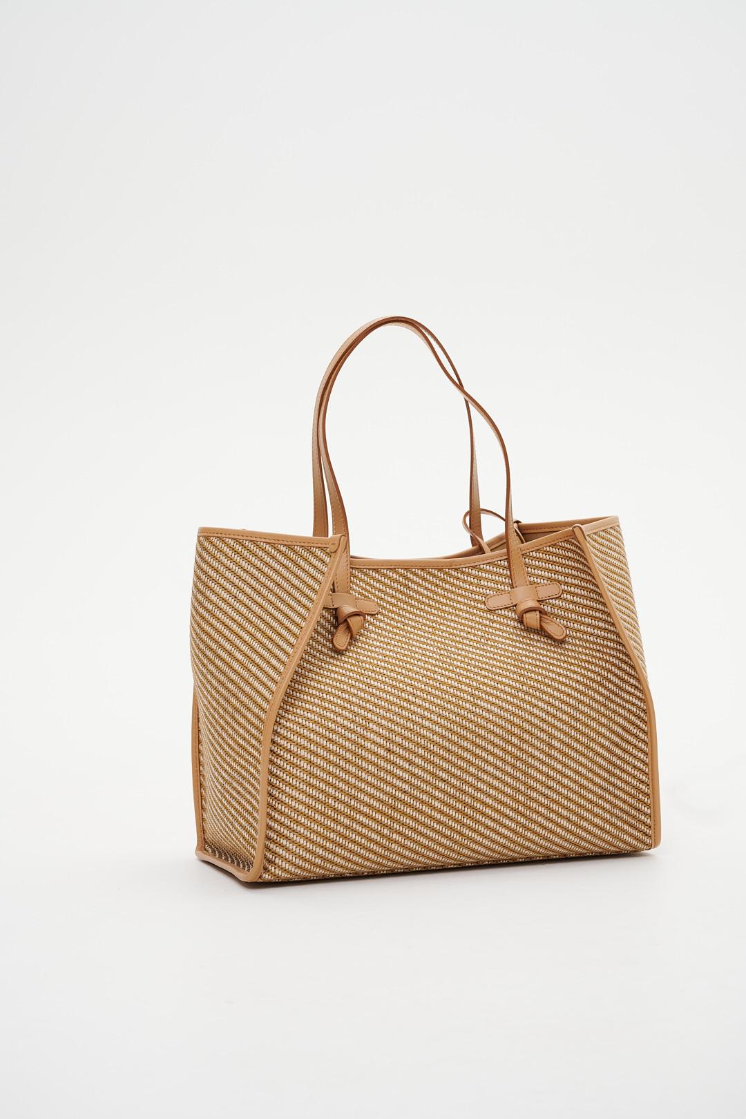 GIANNI CHIARINI Cумка-тоут Marcella диагоналевого плетения из рафии и хлопка песочного оттенка