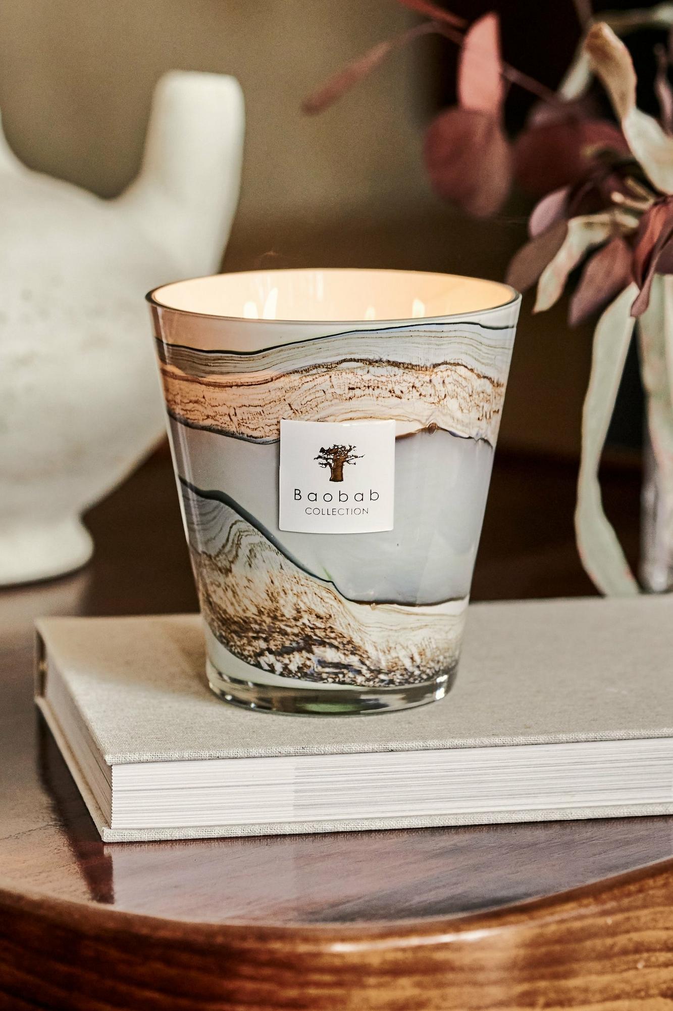 BAOBAB Свеча ароматическая Sonora из коллекции Sand: смесь шафрана, мирры и пачули