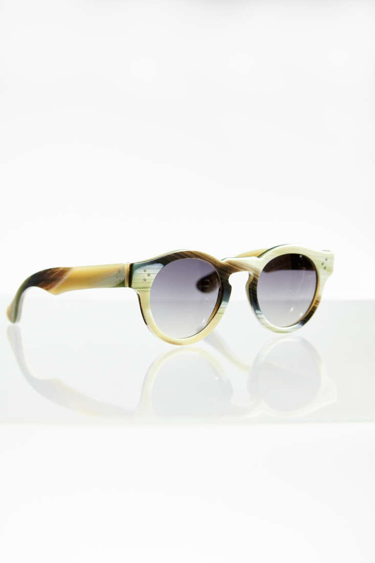 ANTICA OCCHIALERIA Солнцезащитные очки FEDRO в оправе под роговину с бежево-коричневыми переливами и линзами дымчатого оттенка