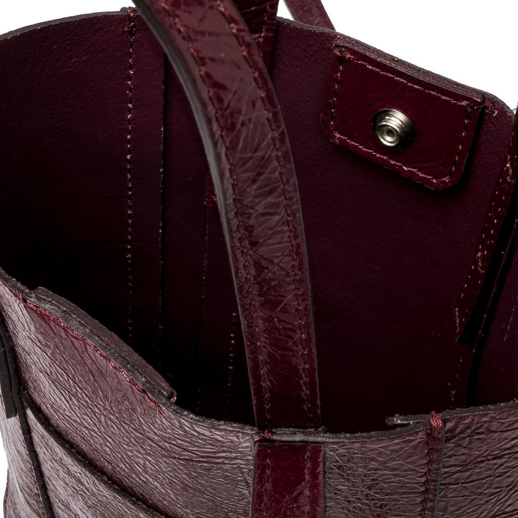 GIANNI CHIARINI Сумочка-мини SUPERLIGHT с двумя видами ручек и накладным карманом из лаковой кожи винного оттенка