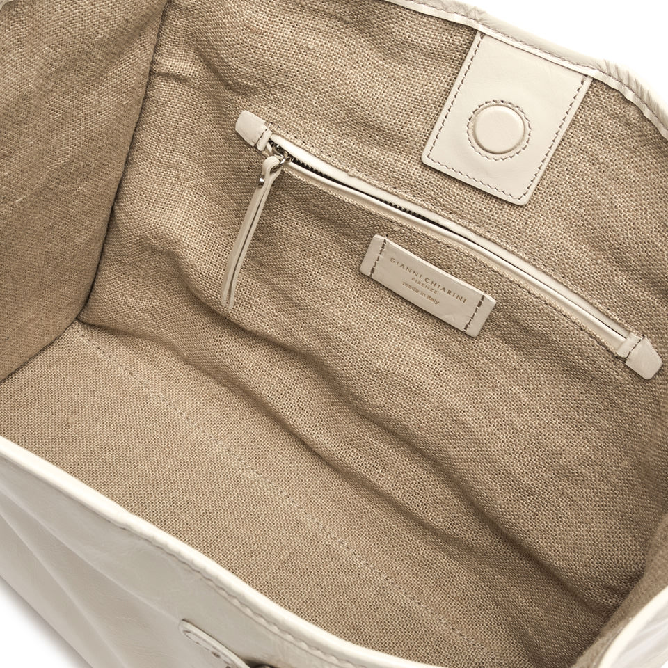 GIANNI CHIARINI Сумка-тоут Marcella из лаковой кожи оттенка мела