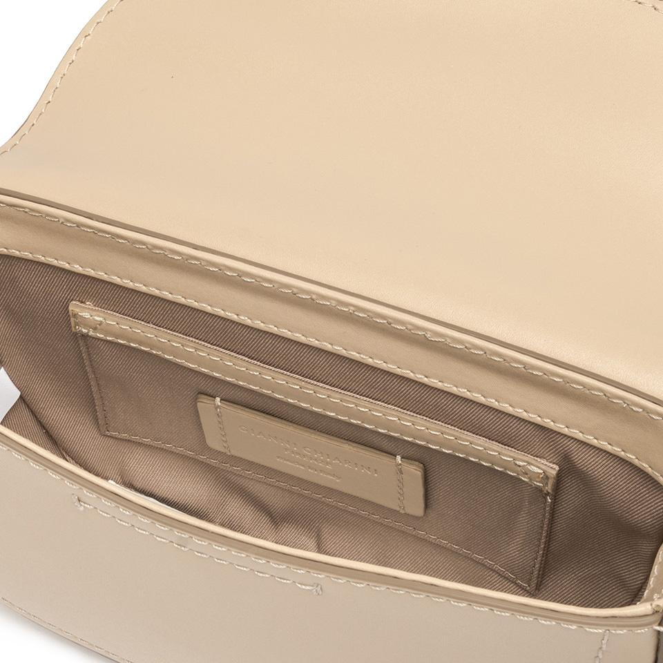 GIANNI CHIARINI Premium Сумка в форме седла с латунной деталью Sandy в кремовом оттенке