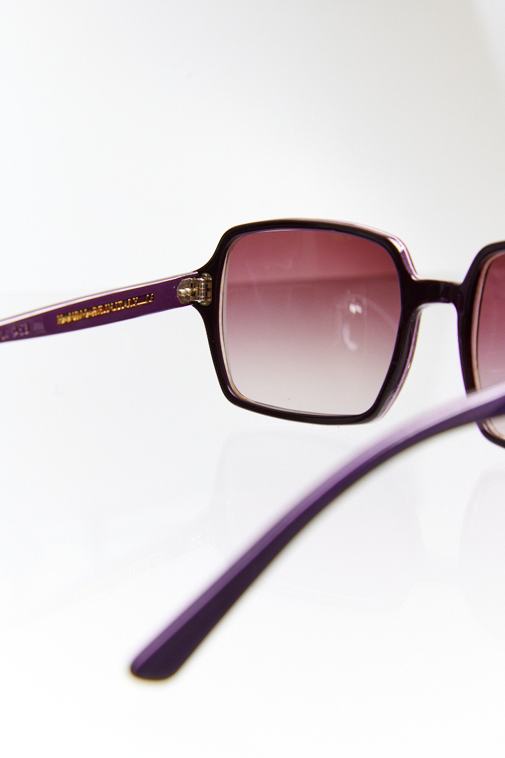 ANTICA OCCHIALERIA Солнцезащитные очки DIANA в фактурной оправе фиолетового оттенка. Limited