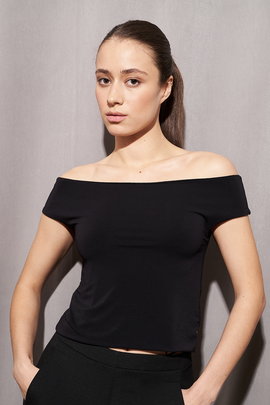 OTTOD'AME Топ с воротом-бато из эластичного трикотажа