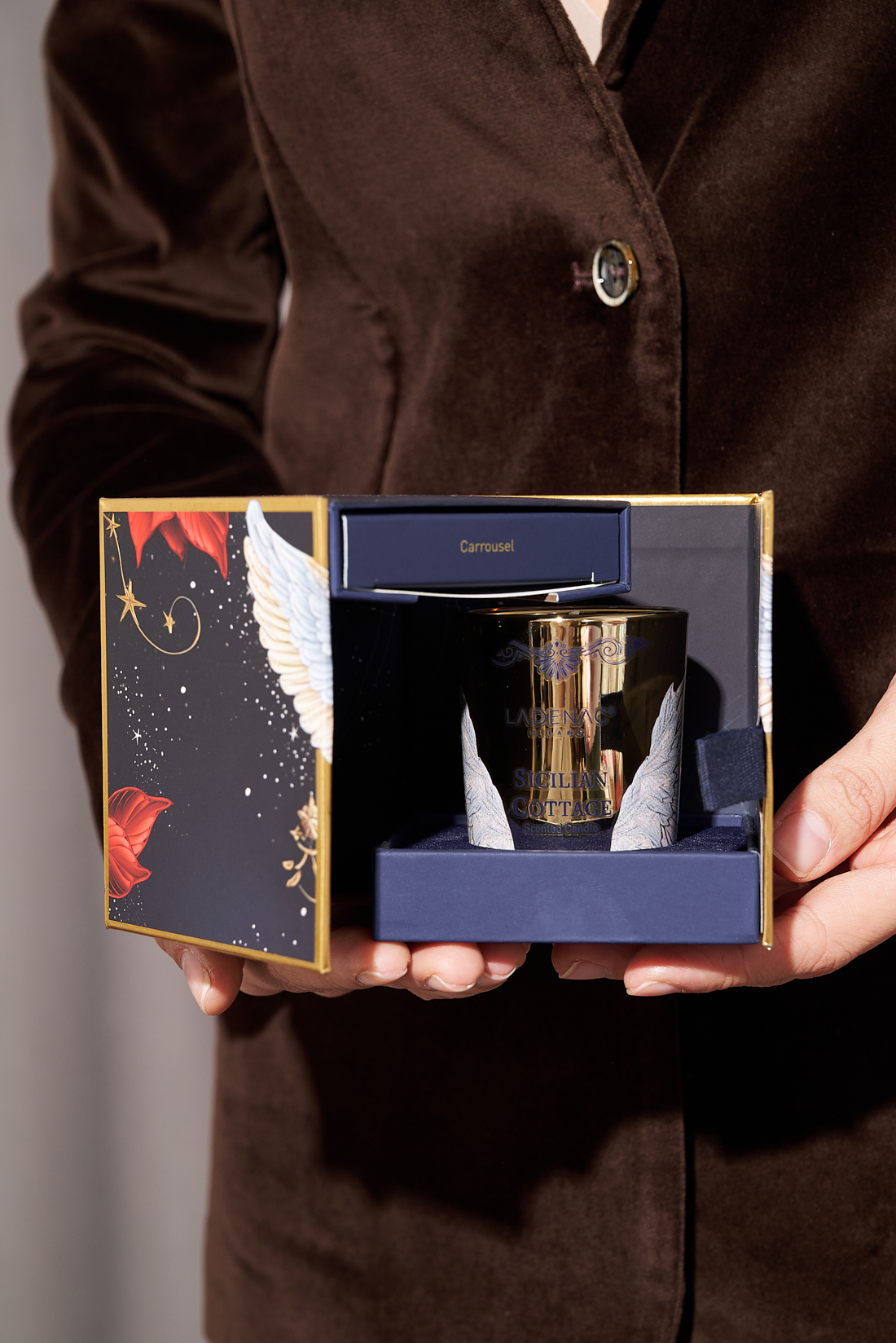 LADENAC Milano  Свеча-карусель Sicilian cottage