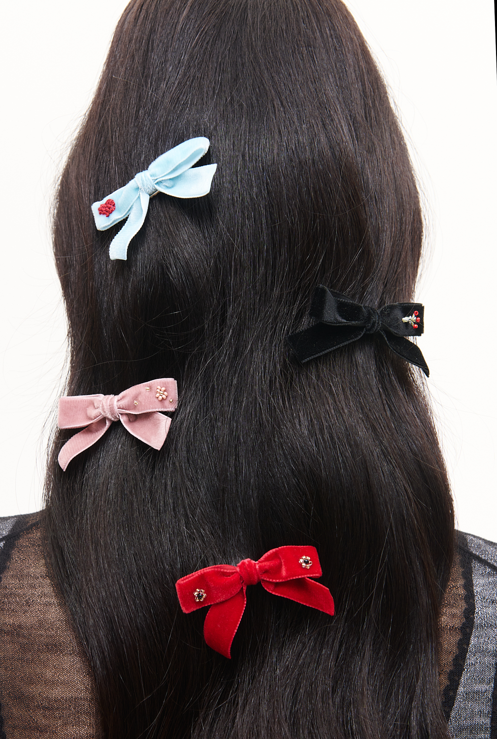 JF STORE x LADY BOW Заколка-бант мини из французского бархата с вышивкой в ассортименте