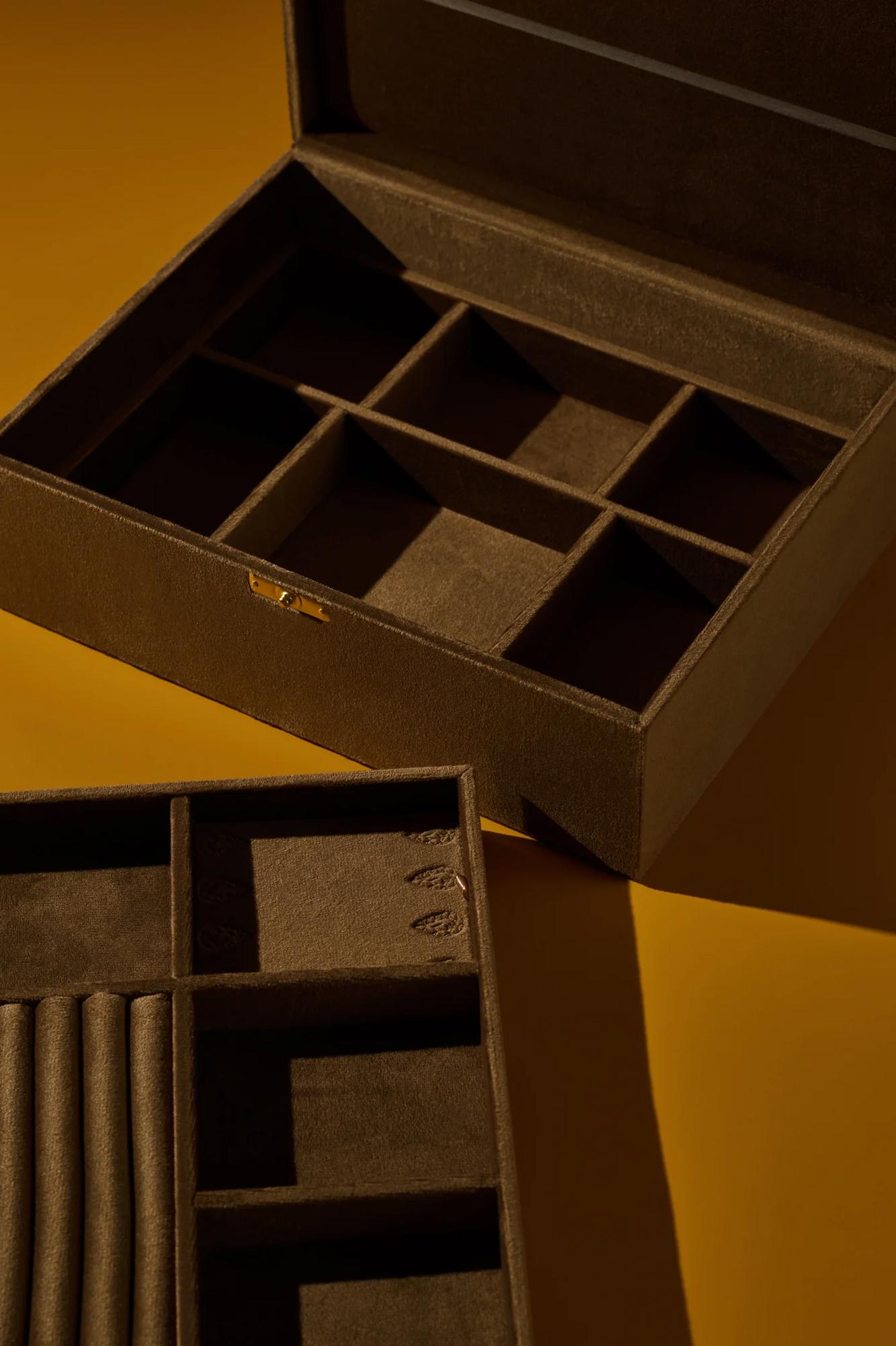 SITIS Бархатная двухуровневая шкатулка с тиснением Pear