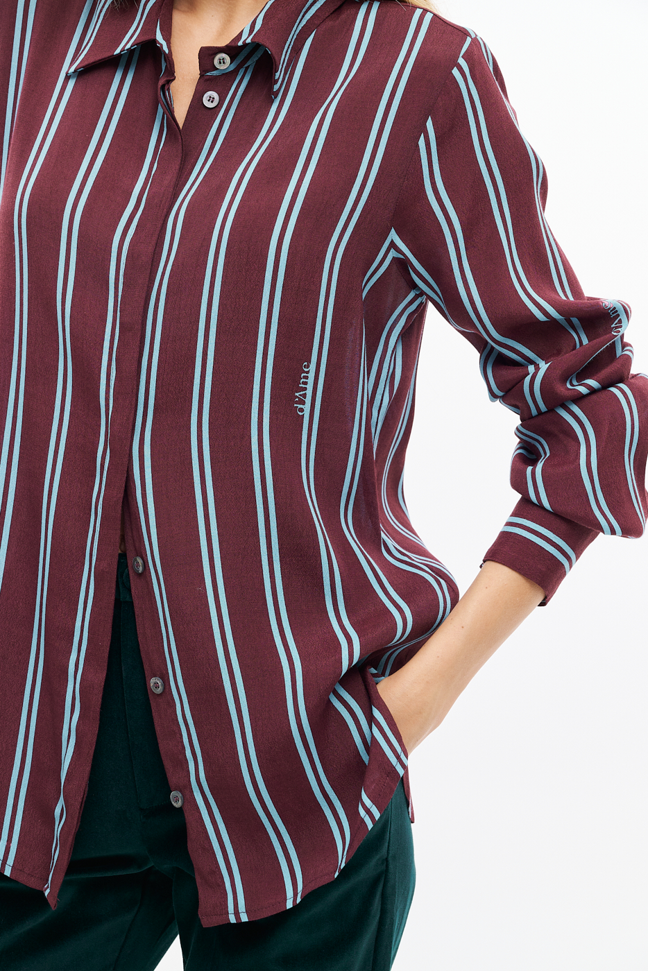 OTTOD'AME  Рубашка свободного кроя из плотной вискозы с рисунком в полоску