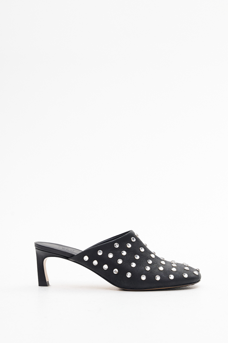 TELA Мюли с мысом округлой формы на каблуке kitten из кожи черного цвета со стразами