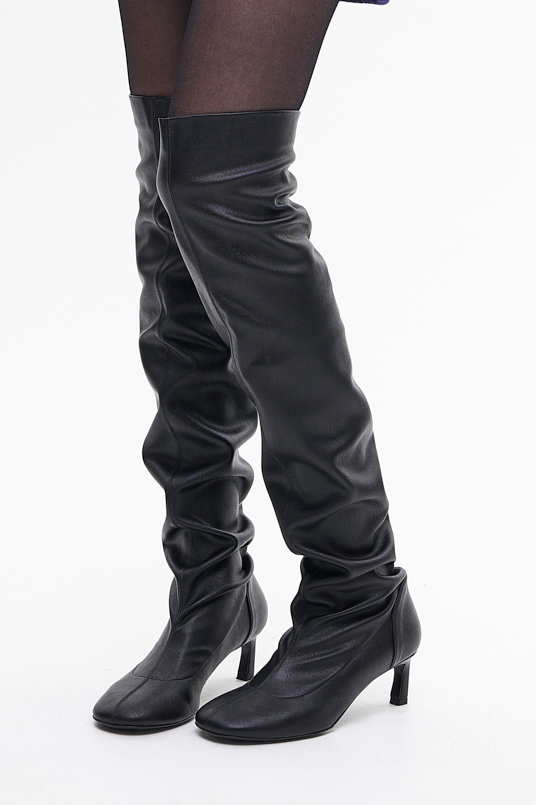 TELA Сапоги-ботфорты с мысом округлой формы на каблуке kitten