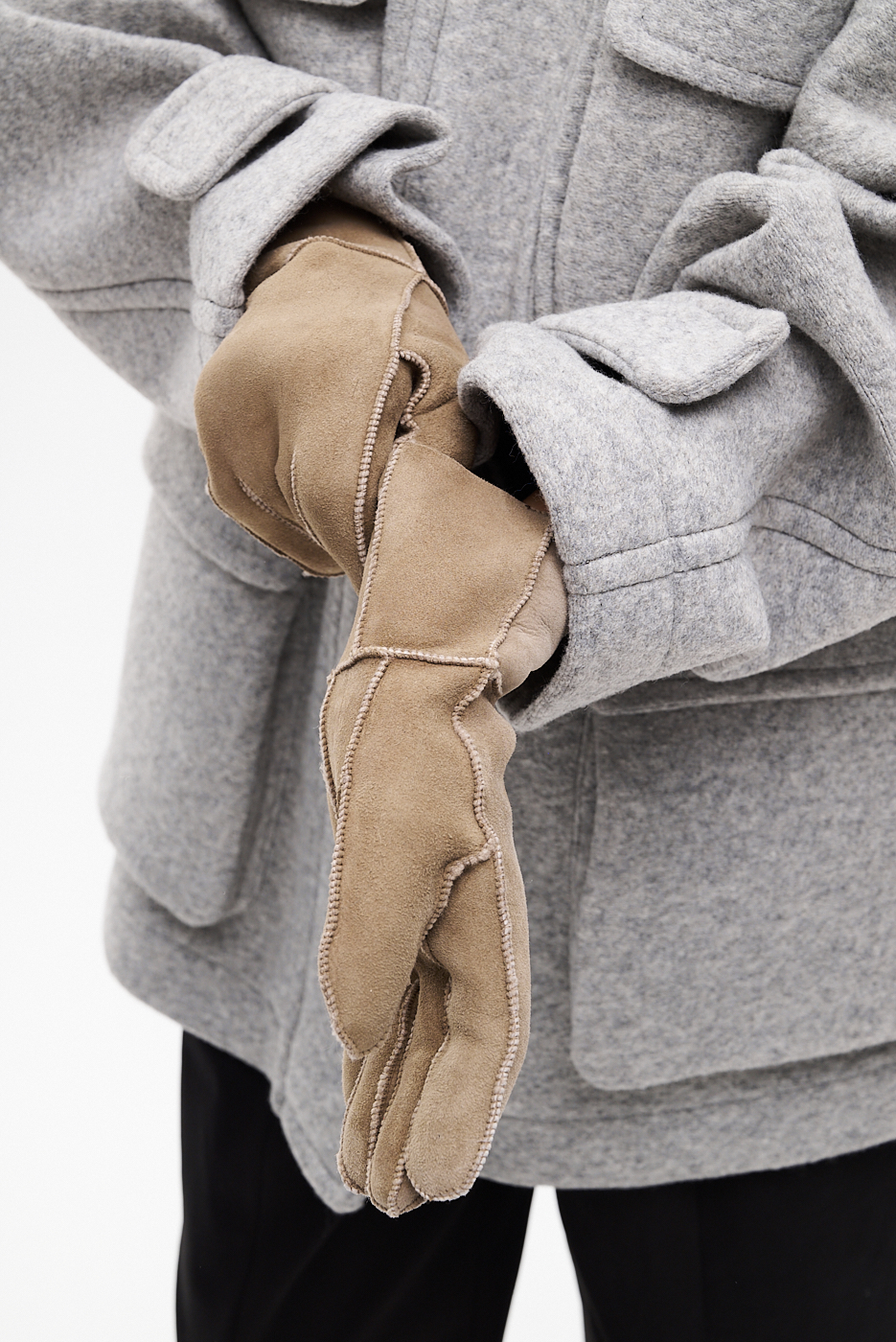 MAESTRO TOSCANO Перчатки из дубленой тосканской овчины в коротким ворсом оттенка тауп