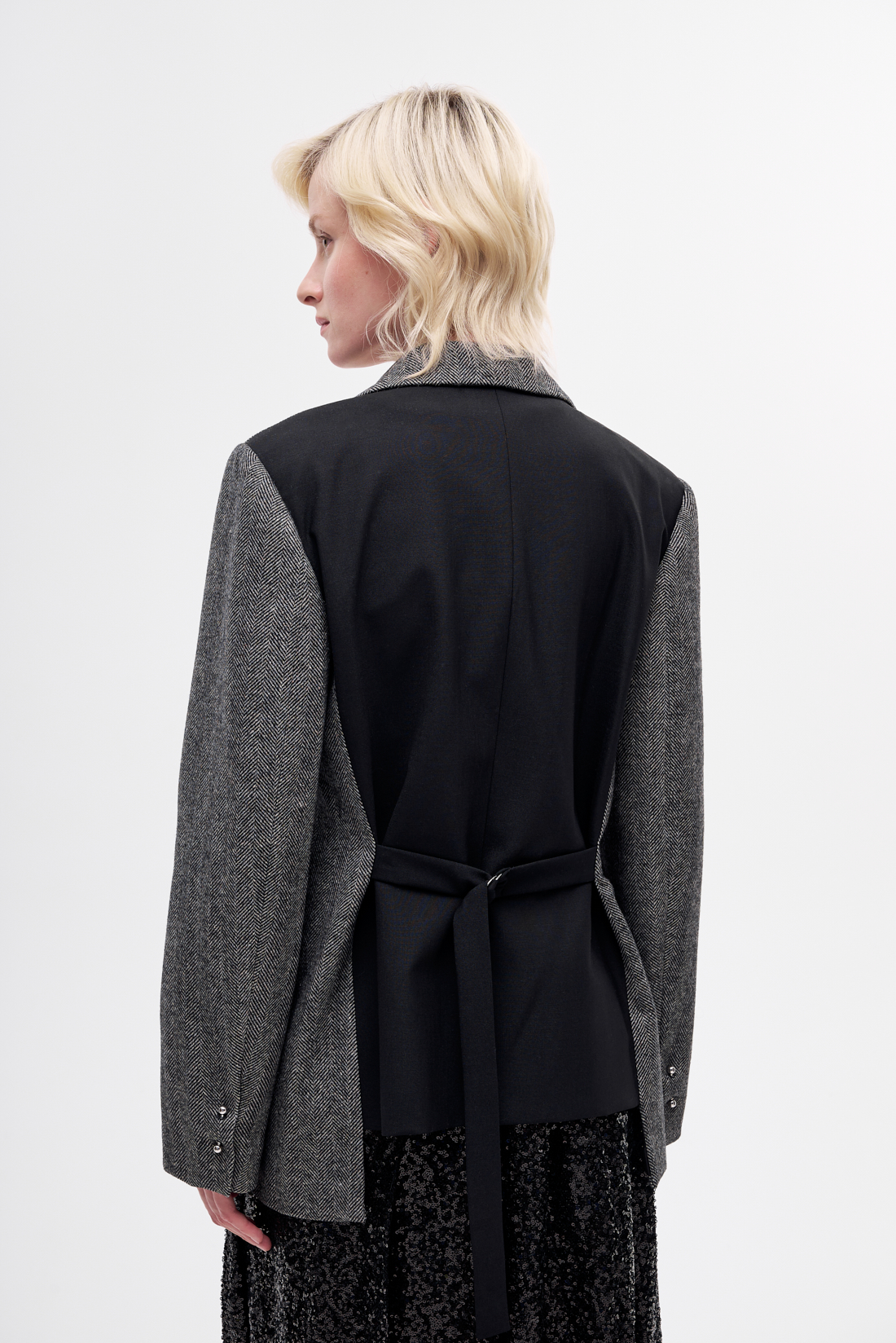 OTTOD'AME  Жакет приталенного кроя из костюмной шерсти с рисунком в елочку