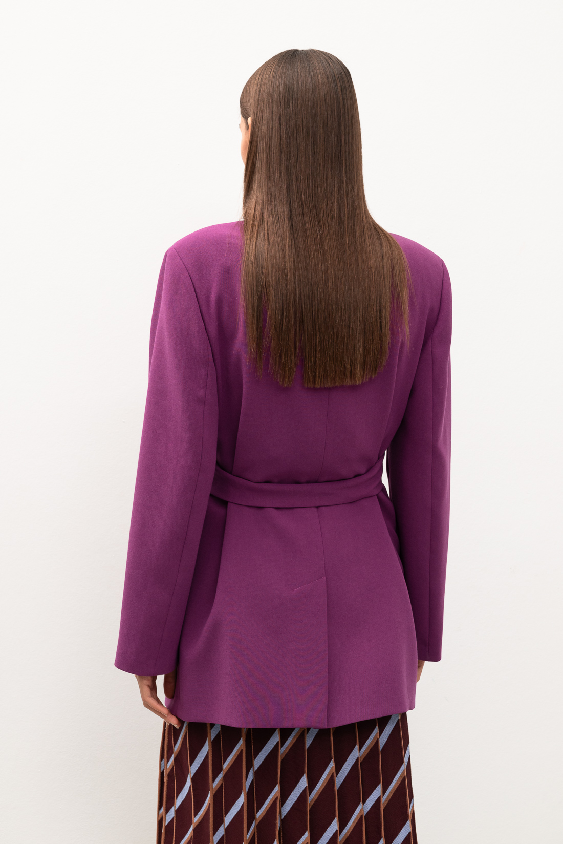 OTTOD'AME Жакет со спущенной линией плеча на поясе в оттенке сливы