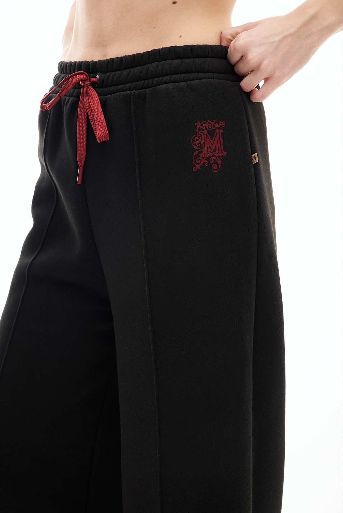 MEME ROAD Брюки прямого кроя из утепленного футера черного цвета