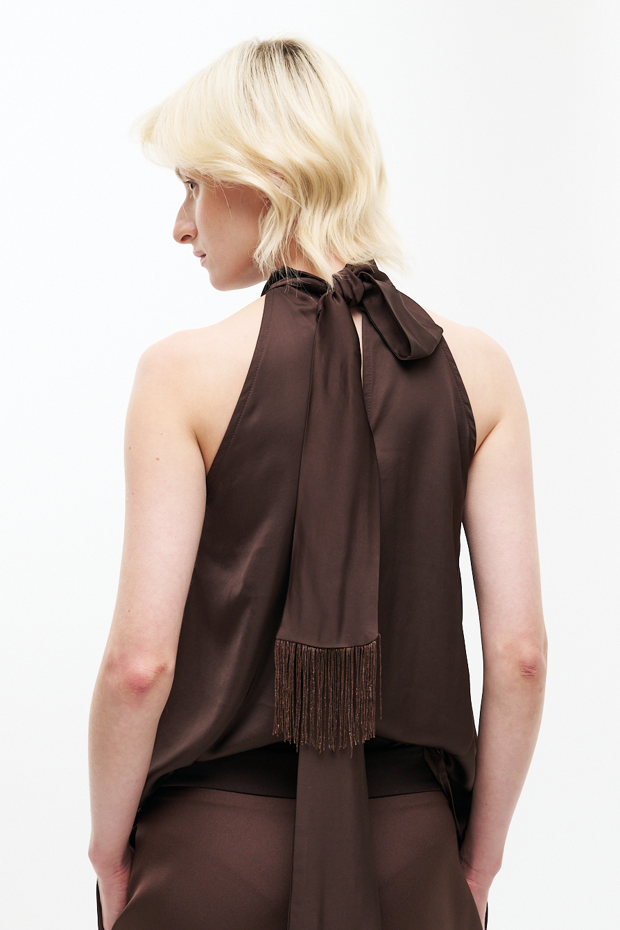 MEME ROAD Топ с акцентным бантом из атласной вискозы оттенка горького шоколада