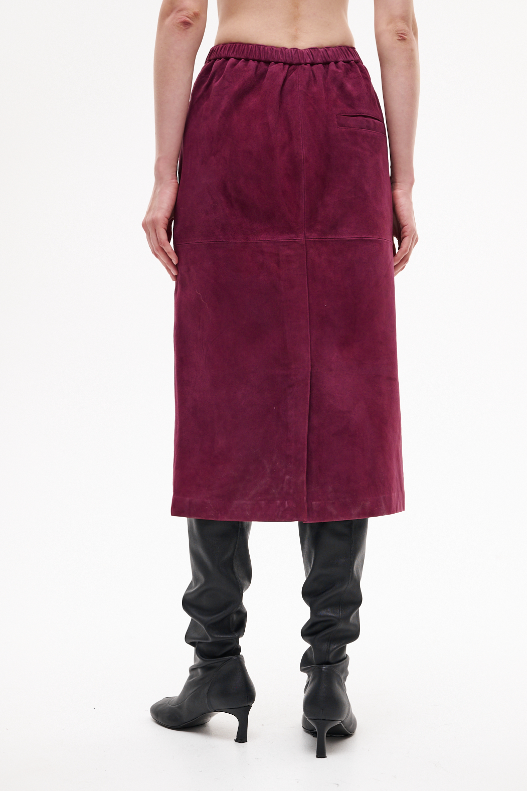 TELA Юбка прямого кроя на поясе со шнурком из премиальной замши сливового оттенка