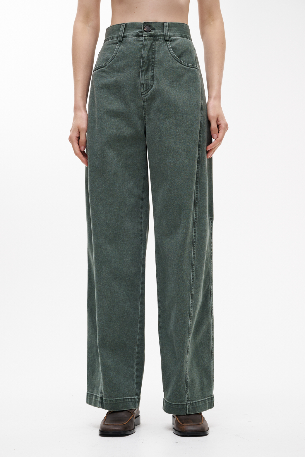 TELA Джинсы BAMBY со скругленной линией штанины из премиального денима оттенка нефрит