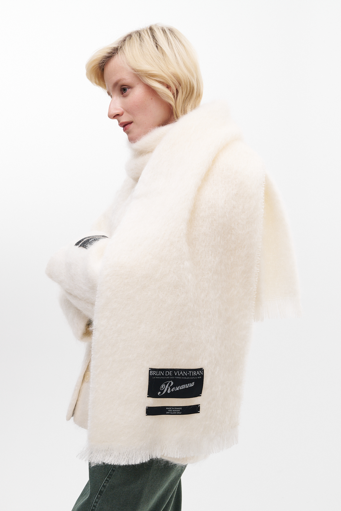 ROSEANNA Шарф из воздушного мохера от Maison Brun de Vian-Tiran оттенка экрю. Limited edition