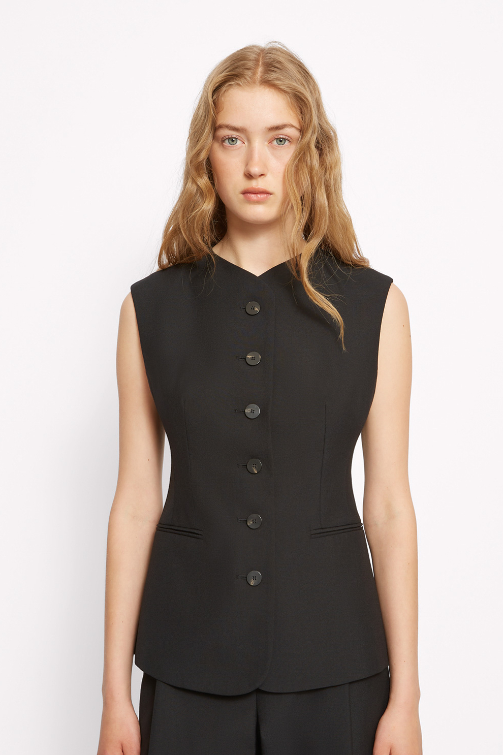 ROSEANNA  Жилет JESSIE с фигурной линией ворота