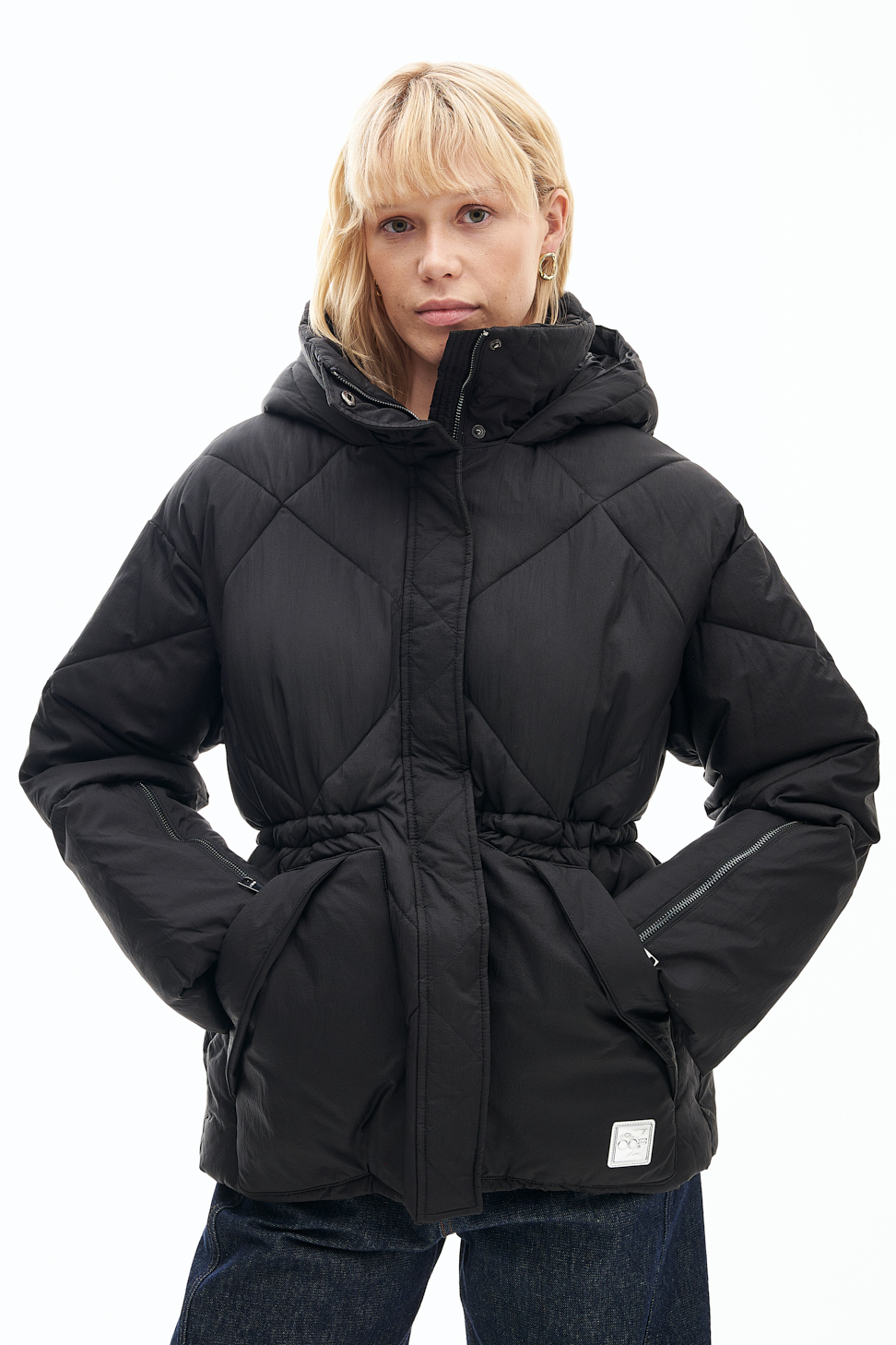 OOF WEAR Пуховик средней длины на регулируемой кулиске из технологичного нейлона черного цвета