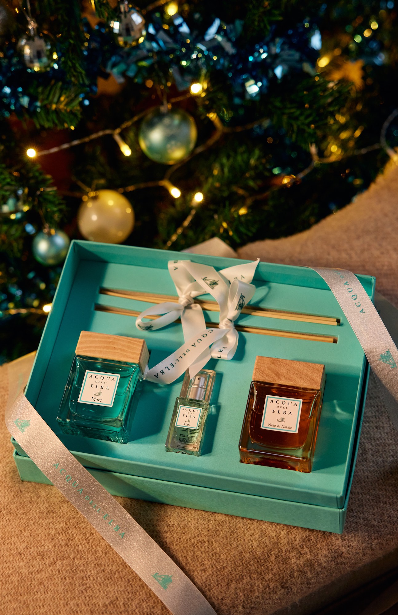 ACQUA dell’ELBA Подарочный набор Mare (100мл), Note di Natale (100мл) и Mare спрей (15мл)