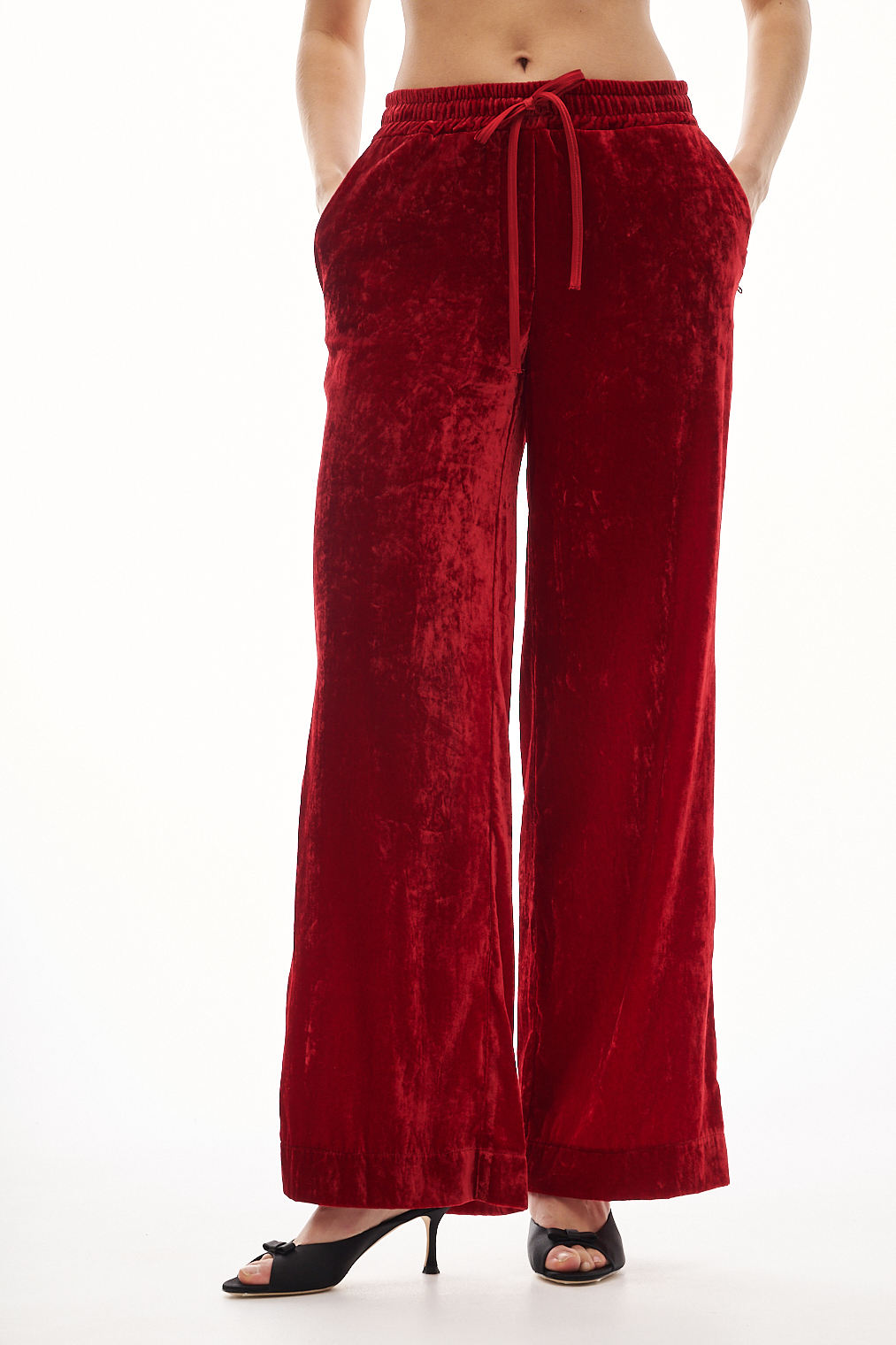 OTTOD'AME Брюки на мягком поясе из шелковистого панбархата оттенка спелой вишни