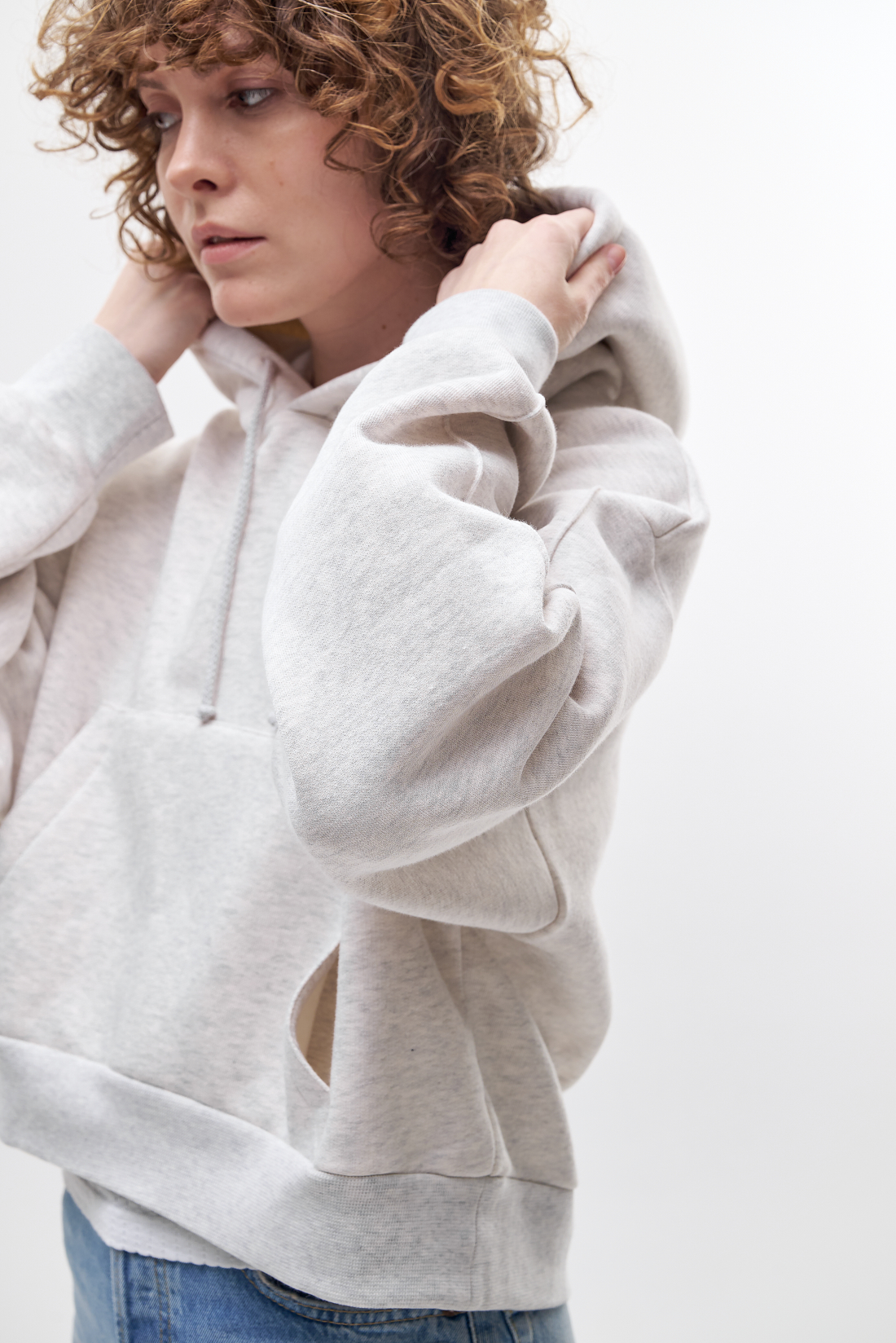 MARGAUX LONNBERG Худи из премиального зимнего футера с фирменным принтом