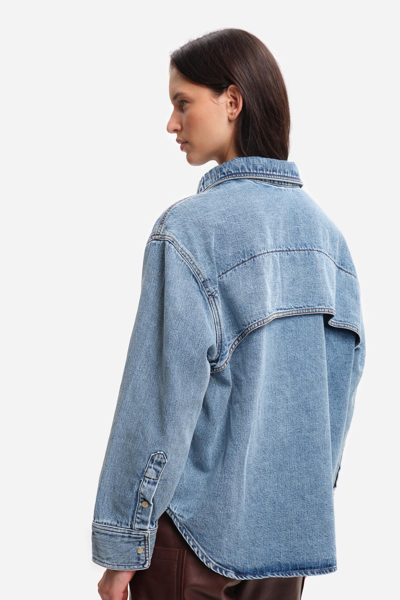 MARGAUX LONNBERG Рубашка с фигурной линией кокетки из денима с эффектом винтажного вара