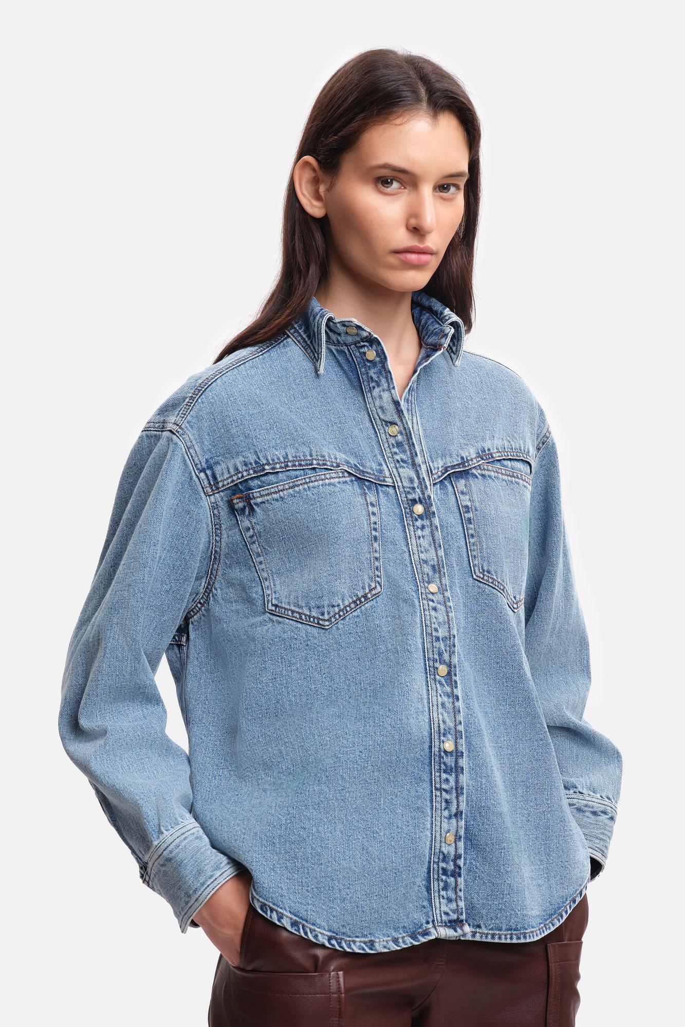 MARGAUX LONNBERG Рубашка с фигурной линией кокетки из денима с эффектом винтажного вара