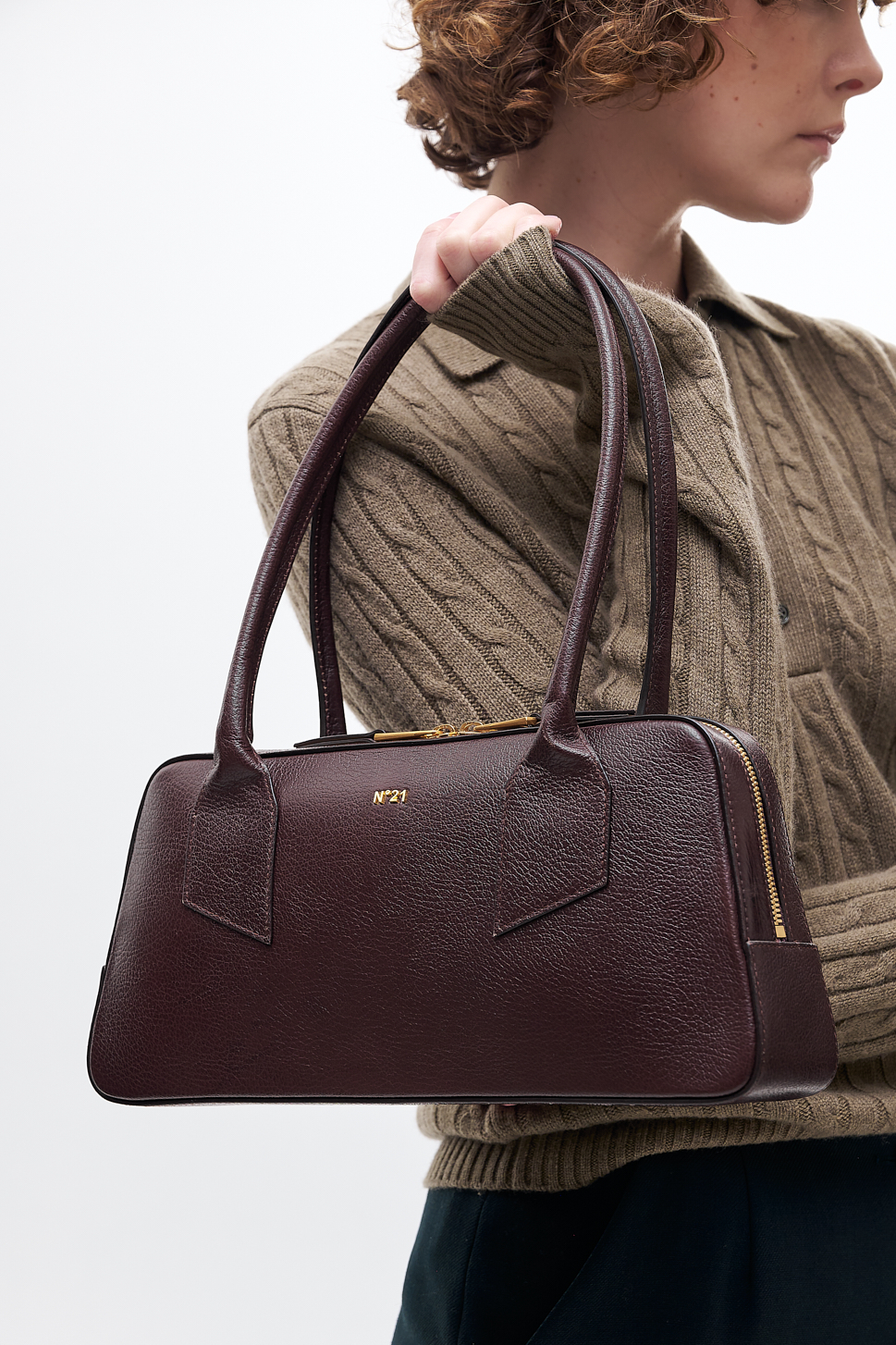 N21 Сумка Malibu Medium из премиальной кожи теленка кофейного оттенка с матовым финишем