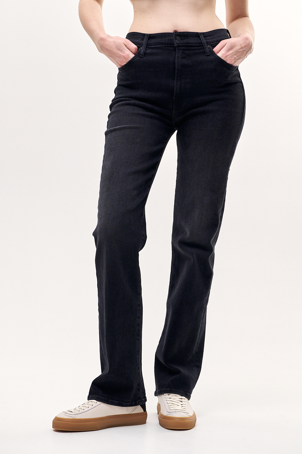 AQVA ALTA Кеды на шнуровке из плотной телячьей кожи с черным задником