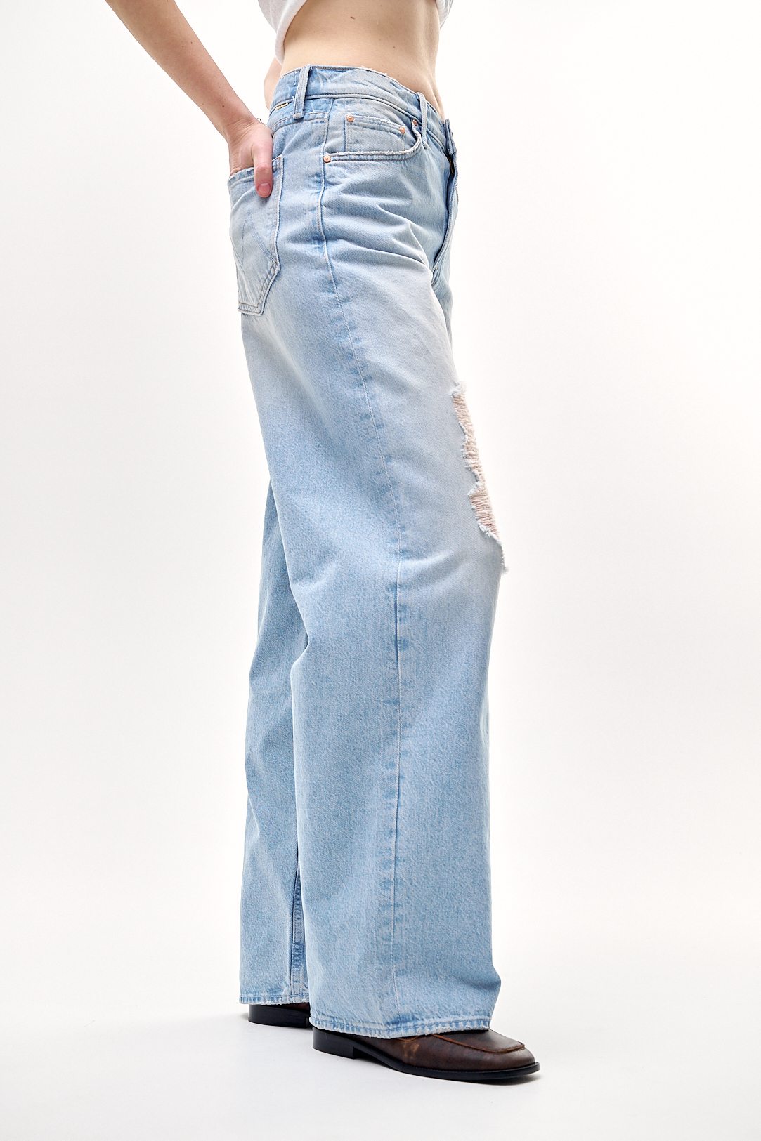 MOTHER Джинсы The Spinner прямого кроя из плотного original голубого денима