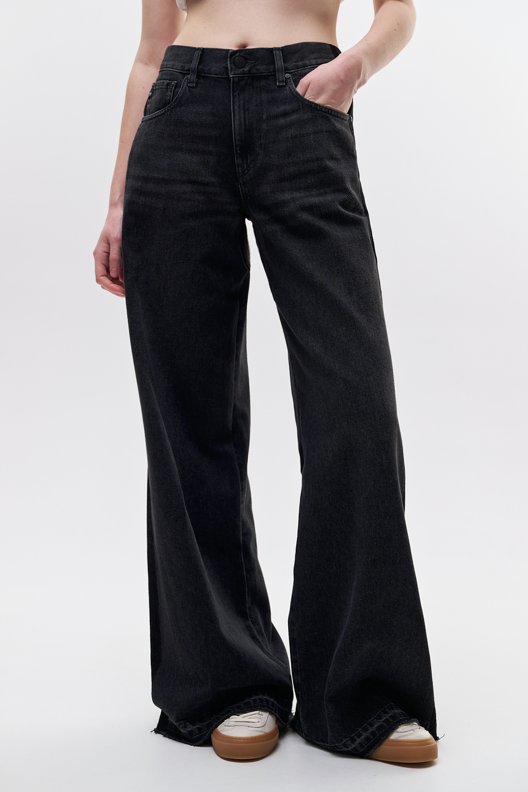 Adriano Goldschmied Джинсы Hyeres расклешенные от бедра с контрастными вставками по боковому шву