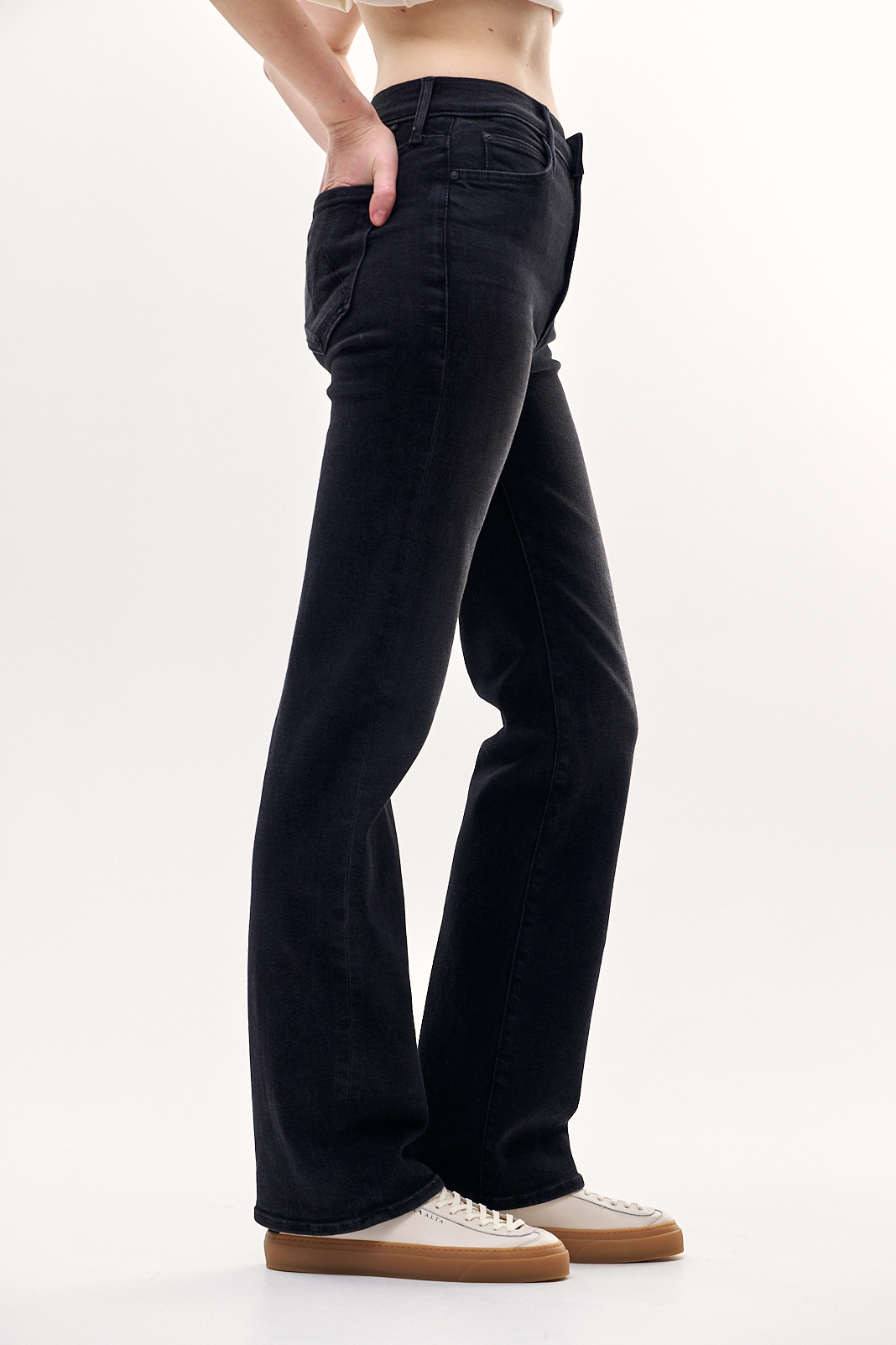 Adriano Goldschmied Джинсы Siena прямого кроя со слегка диагональным швом из премиум денима оттенка графит