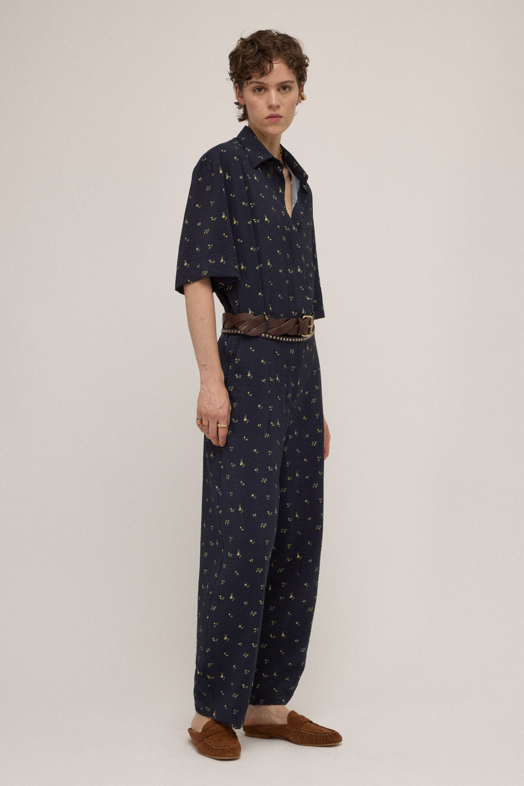 OTTOD'AME Комбинезон из вискозы темно-синего оттенка с цветочным принтом