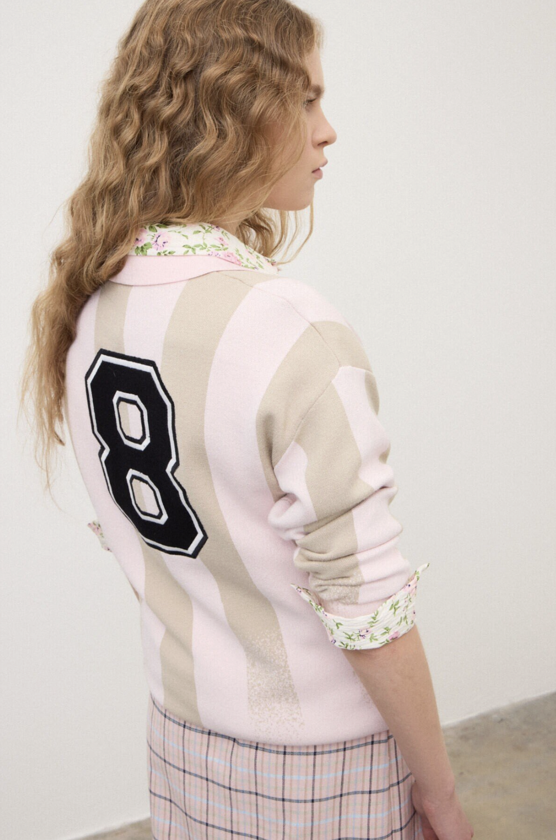 OTTOD'AME Свитшот-поло из жаккардового трикотажа с клубной символикой