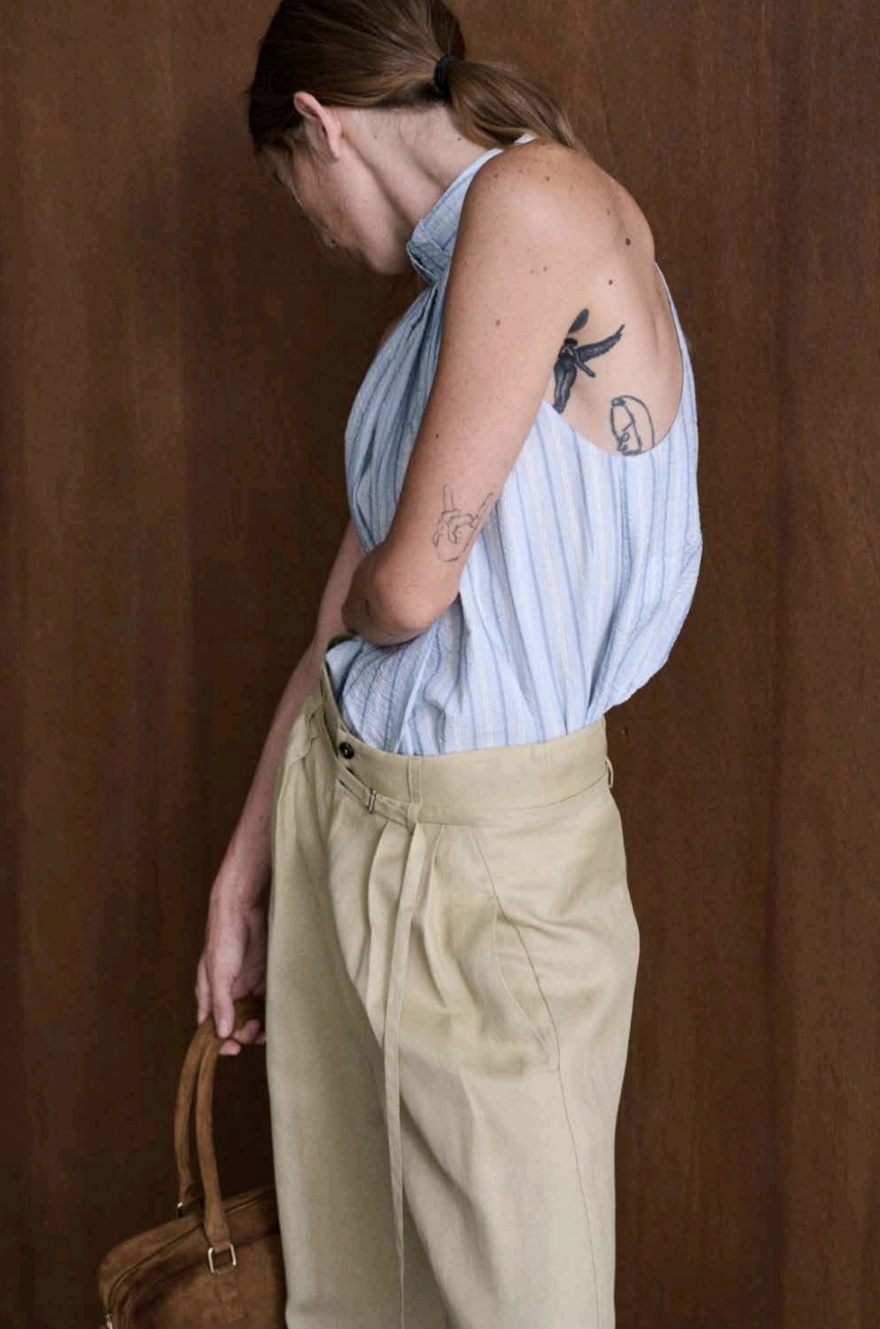 TELA Брюки FLAVIO из бленда льна и вискозы оттенка кунжута