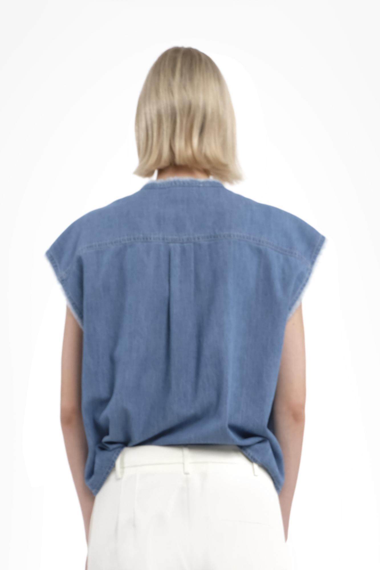 TELA Жилет SAMBA с накладными карманами из облегченного летнего денима