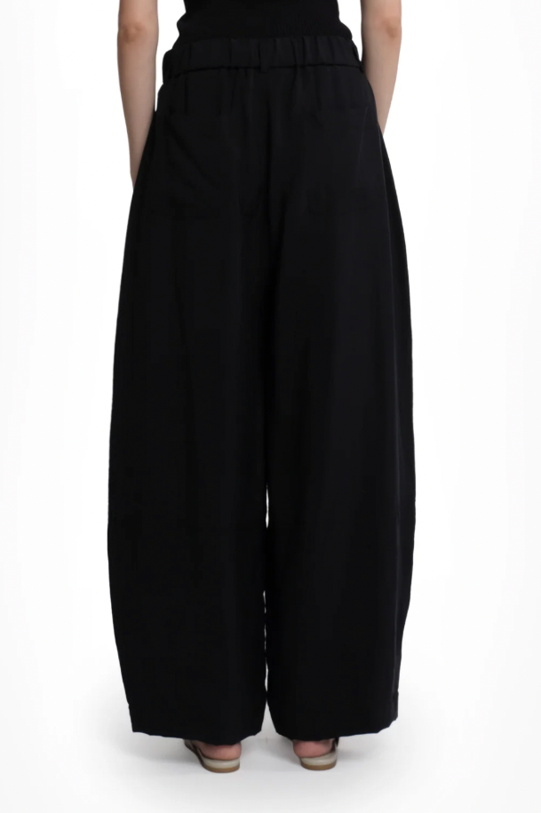 TELA Брюки NUCLEO balloon fit из воздушного тенселя оттенка эспрессо