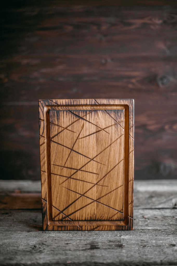 Доска для подачи дизайнерская квадратная светлая