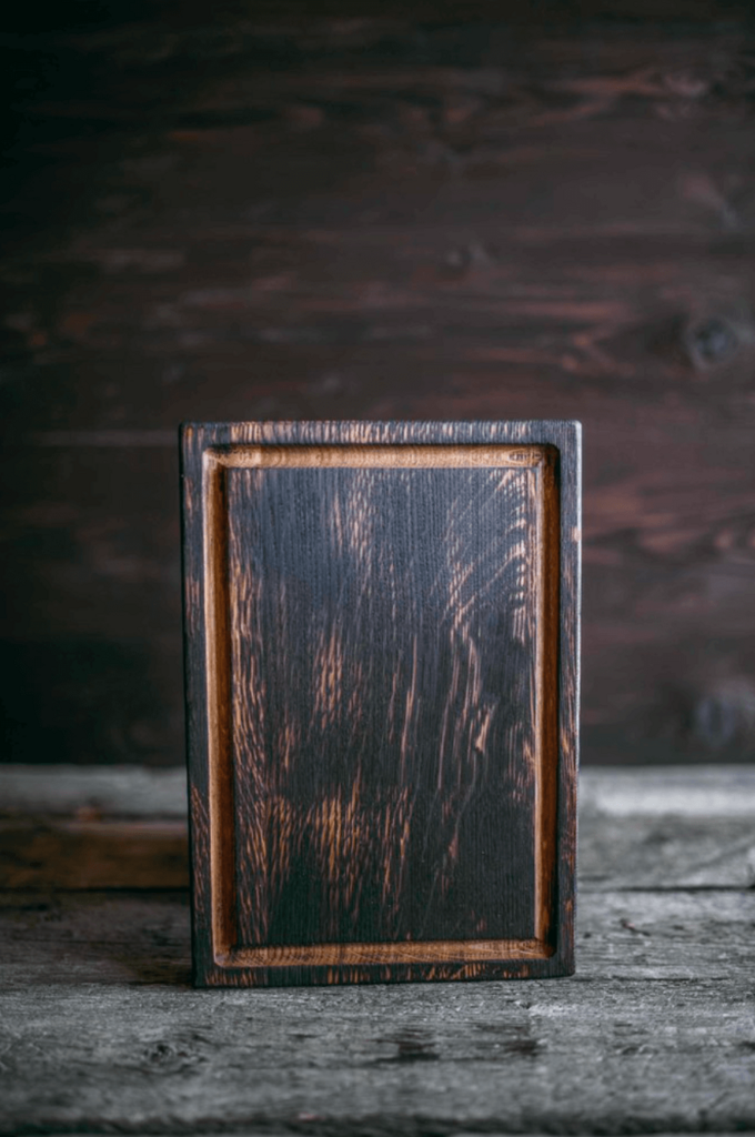 Доска для подачи дизайнерская квадратная темная 2