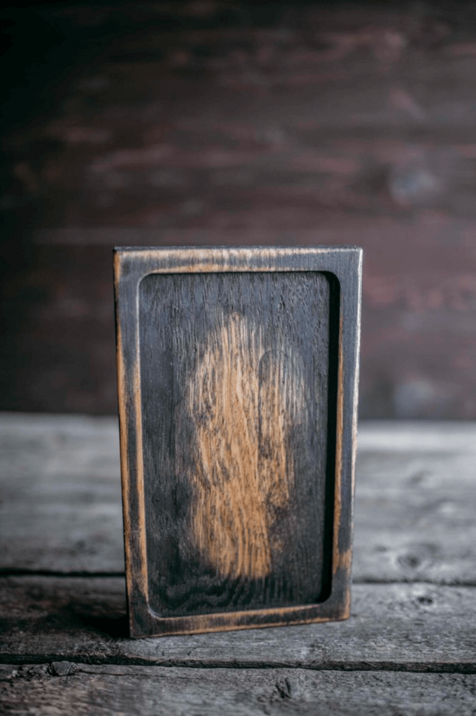 Доска для подачи дизайнерская квадратная черная 2