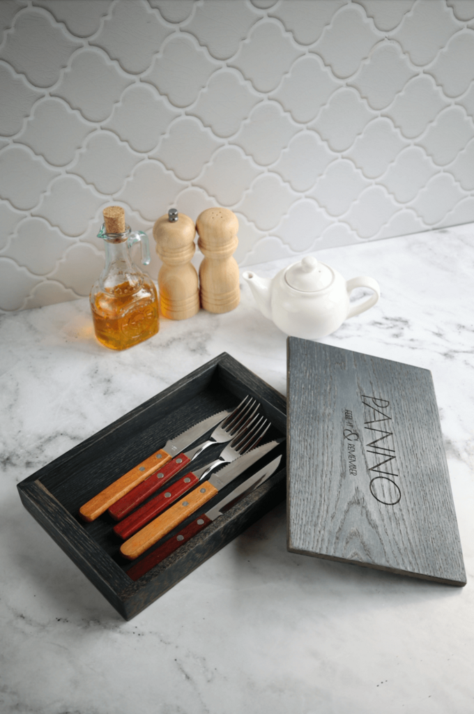 Бокс для столовых приборов черный дуб.